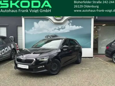 Gebraucht Skoda Scala Selection 150 PS (110 kW) 2024 Schwarzmagic perleffekt Kleinwagen