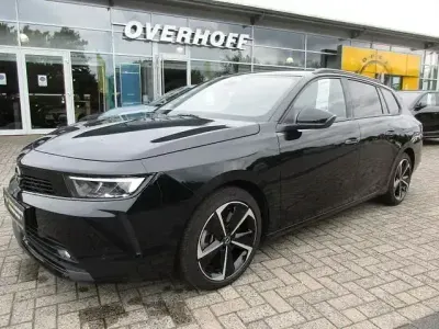 Gebraucht Opel Astra Elegance 181 PS (133 kW) 2024 Schwarz Kleinwagen