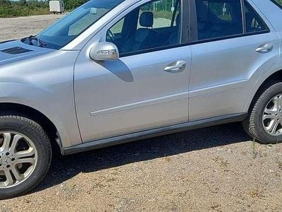 Mercedes ML280