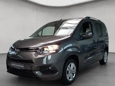 Gebraucht Toyota Proace Verso City 131 PS (96 kW) 2021 Grau Kombi