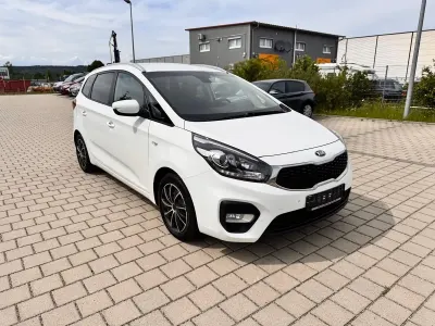 Gebraucht Kia Carens Vision 165 PS (121 kW) 2018 Weiß Van / Kleinbus