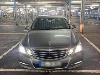 Mercedes E220
