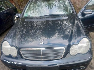 gebraucht Mercedes C180 Benzin 150000km