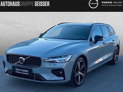 Usado Volvo V60 Plus 197 HP (144 kW) 2025 Cinzento Carrinha