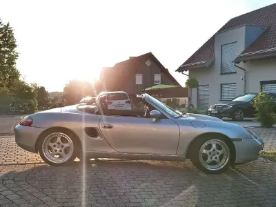Gebraucht Porsche Boxster 220 PS (161 kW) 2002 Silber Cabrio