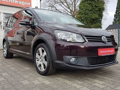 Violet Gebraucht 2013 VW Touran Cross Van / Kleinbus | 13.950 € (Teuer)