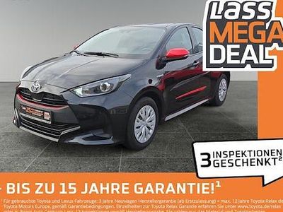 Schwarz Gebraucht 2021 Toyota Yaris Hybrid Comfort Limousine | 15.480 € (Guter Preis)