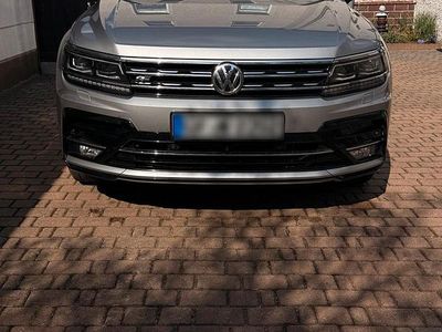 Używany VW Tiguan Allspace Highline 240 KM (176 kW) 2018 Srebrny SUV