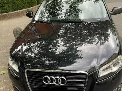 Gebraucht Audi A3 Ambiente 140 PS (102 kW) 2012 Schwarz Kleinwagen