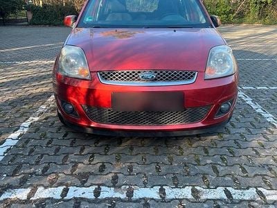 Gebraucht Ford Fiesta Ghia 70 PS (51 kW) 2006 Orange Kleinwagen