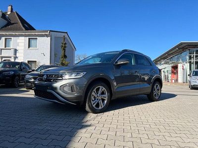 Indiumgrau metallic Neu 2025 VW T-Roc Life SUV | 29.990 € (Guter Preis)