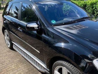 Usata Mercedes ML500 387 CV (284 kW) 2010 Nero SUV