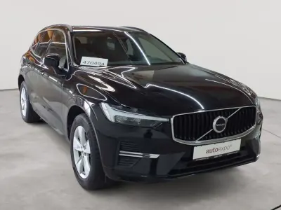 Gebraucht Volvo XC60 Core 197 PS (144 kW) 2023 Black stone SUV