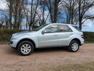 Second-hand Mercedes ML320 224 CP (164 kW) 2008 Argintiu SUV