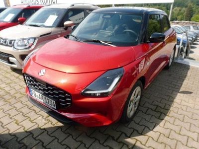 Gebraucht Suzuki Swift 83 PS (61 kW) 2024 Rot Kleinwagen