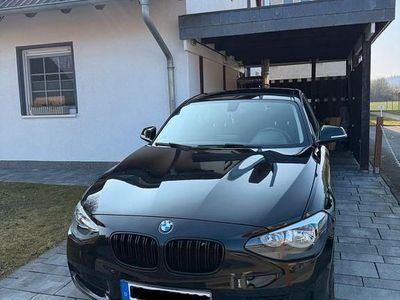 Gebraucht BMW 116 136 PS (100 kW) 2012 Schwarz Kleinwagen