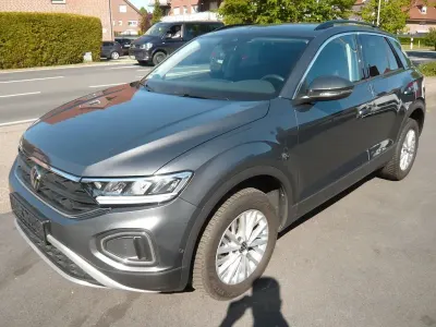 Usata VW T-Roc Life 150 CV (110 kW) 2025 Grigio SUV
