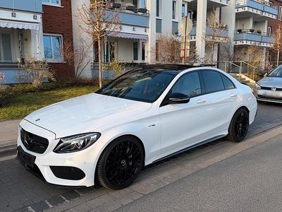 Gebraucht Mercedes C43 AMG AMG 367 PS (269 kW) 2016 Rot Limousine