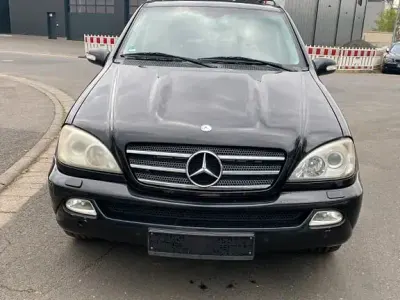 Gebraucht Mercedes ML400 Edition 250 PS (183 kW) 2004 Schwarz SUV