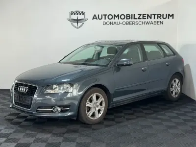 Gebraucht Audi A3 Attraction 90 PS (66 kW) 2012 Grau Kleinwagen