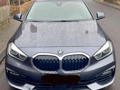 Gebraucht BMW 118 Advantage 140 PS (102 kW) 2020 Grau Kleinwagen