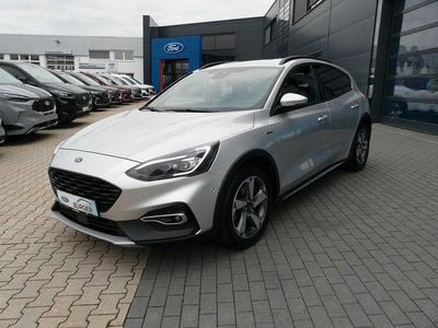 Silber Gebraucht 2021 Ford Focus Active X Limousine | 17.475 € (Fairer Preis)