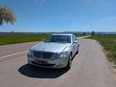 Second-hand Mercedes S320 235 CP (172 kW) 2008 Argintiu Berlinǎ