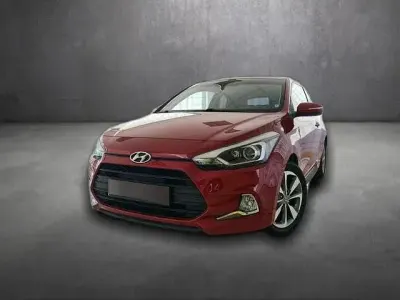 Usata Hyundai i20 101 CV (74 kW) 2015 Rosso Coupé
