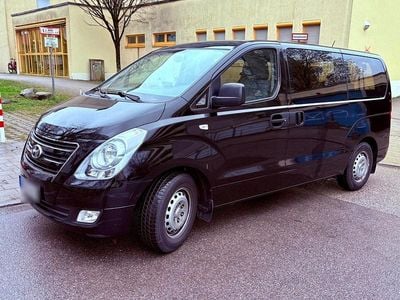 Gebraucht Hyundai H-1 136 PS (100 kW) 2017 Schwarz Van / Kleinbus
