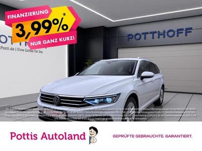Gletscherweiß metallic Gebraucht 2023 VW Passat Elegance Kombi | 23.997 € (Fairer Preis)