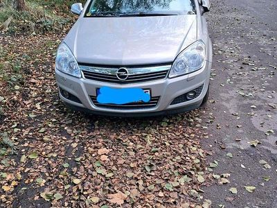 Gebraucht Opel Astra 116 PS (85 kW) 2009 Grau Kombi