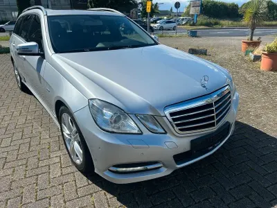 Gebraucht Mercedes E220 170 PS (125 kW) 2011 Silber Kombi