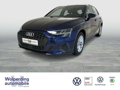 Gebraucht Audi A3 110 PS (80 kW) 2022 Blau Limousine