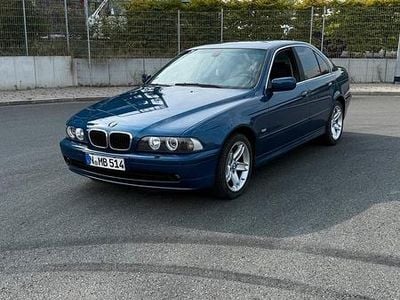 BMW 525