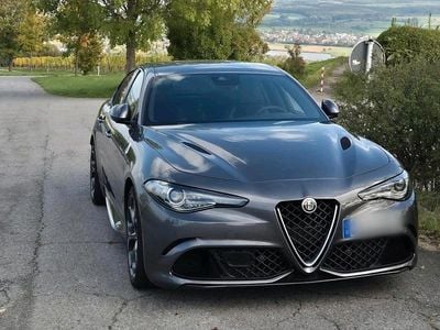 Andere farben Gebraucht 2016 Alfa Romeo Giulia Quadrifoglio Limousine | 65.510 €