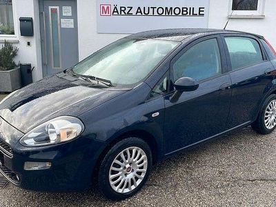 Gebraucht Fiat Punto Mystyle 69 PS (50 kW) 2017 Blau Limousine