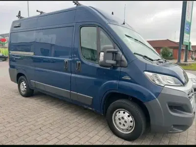 Gebraucht Fiat Ducato 130 PS (95 kW) 2026 Blau Van