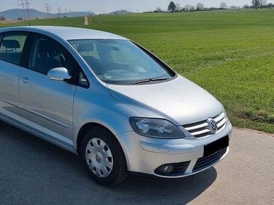 Usata VW Golf V 102 CV (75 kW) 2007 Grigio Utilitaria