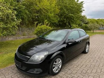 Używany Opel Astra GTC 105 KM (77 kW) 2007 Czarny Coupe