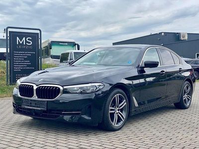 Gebraucht BMW 520 Sport Line 190 PS (139 kW) 2022 Schwarz Limousine