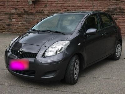Gebraucht Toyota Yaris 99 PS (72 kW) 2009 Braun Kleinwagen