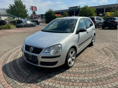 Gebraucht VW Polo Trendline 80 PS (58 kW) 2006 Silber Kleinwagen