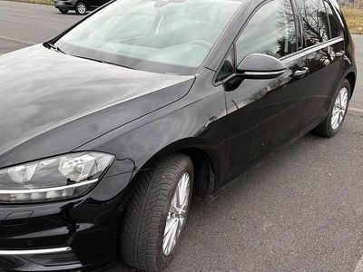 Gebraucht VW Golf VII IQ Drive 116 PS (85 kW) 2019 Schwarz Limousine