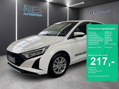 Gebraucht Hyundai i20 Trend 90 PS (66 kW) 2025 Weiß Limousine