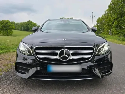 Gebraucht Mercedes E300 AMG line 306 PS (225 kW) 2019 Schwarz Kombi