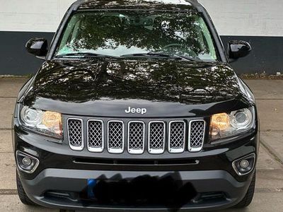 Gebraucht Jeep Compass Limited 170 PS (125 kW) 2016 Schwarz SUV