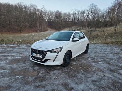 Weiß Gebraucht 2020 Peugeot 208 Kleinwagen | 16.500 € (Fairer Preis)