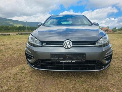 Grau Gebraucht 2019 VW Golf VII R Limousine | 33.500 € (Teuer)