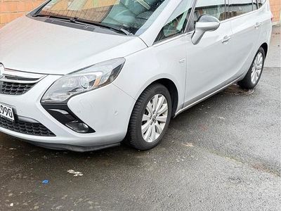 Gebraucht Opel Zafira 165 PS (121 kW) 2012 Silber Van / Kleinbus