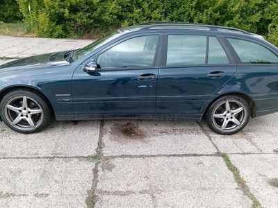 Mercedes C200